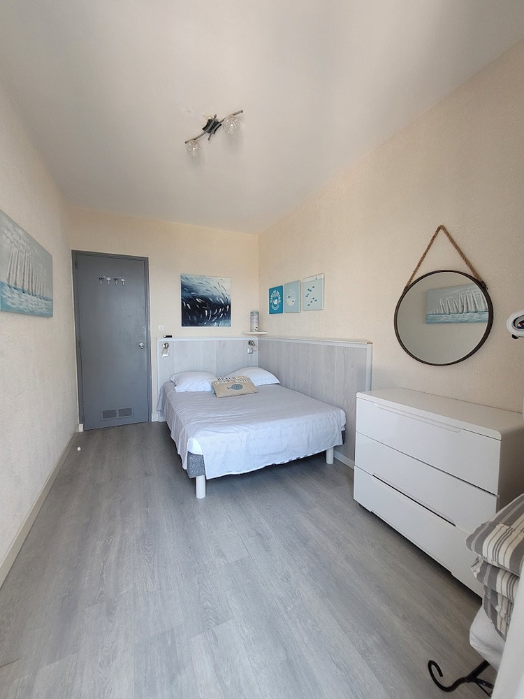 Maison Pieds Dans l eau St Florent