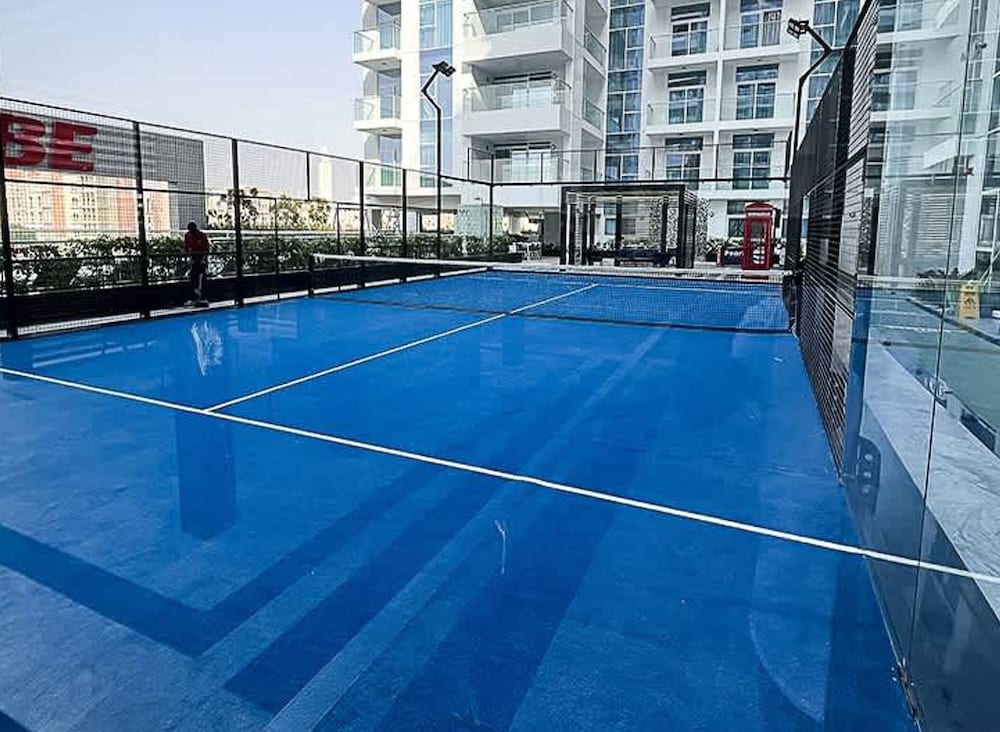 Homesgetaway -spacious 1BR Apt in Pearlz by Danube