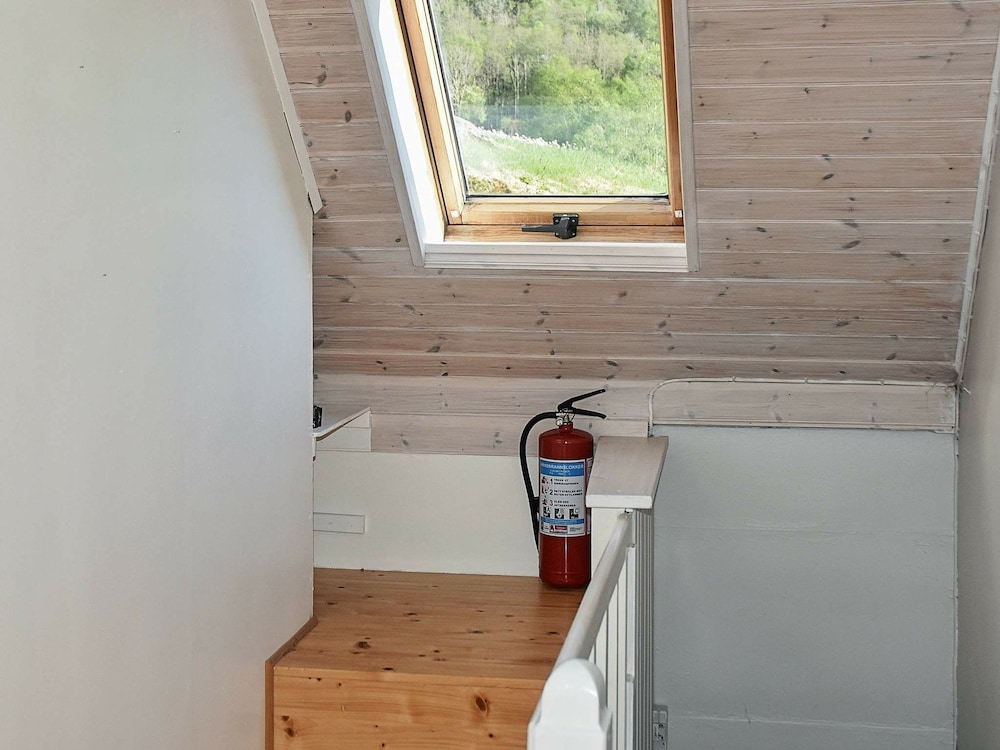 8 Person Holiday Home in Uggdal view 4