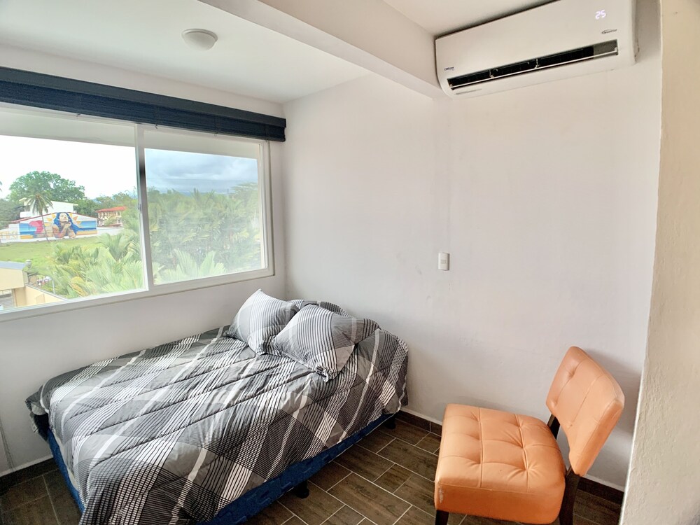 Casa Sunset Family Home - Walk to Jaco Beach by RedAwning