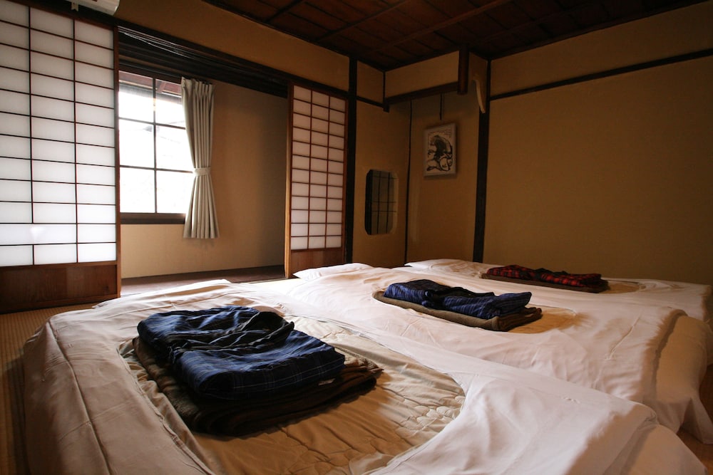 HARUYA Umekoji - Hostel