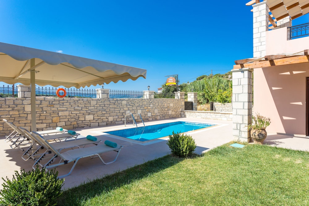Villa Roumeli