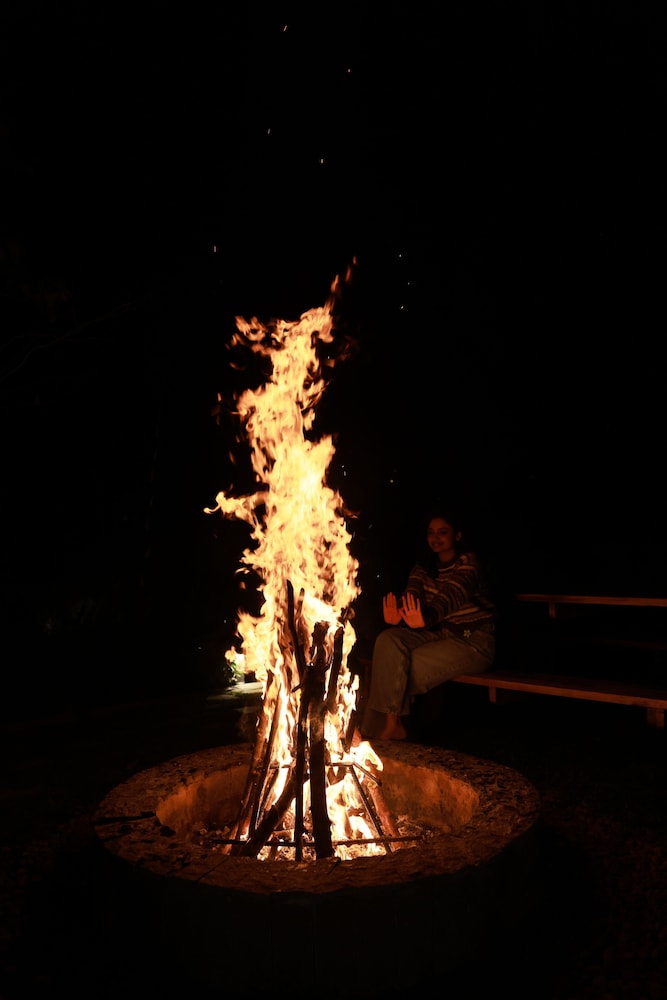 Monticle Glamp
