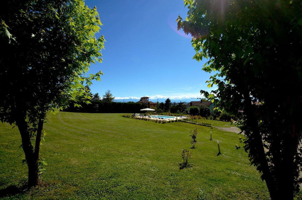 The Green GuestHouse