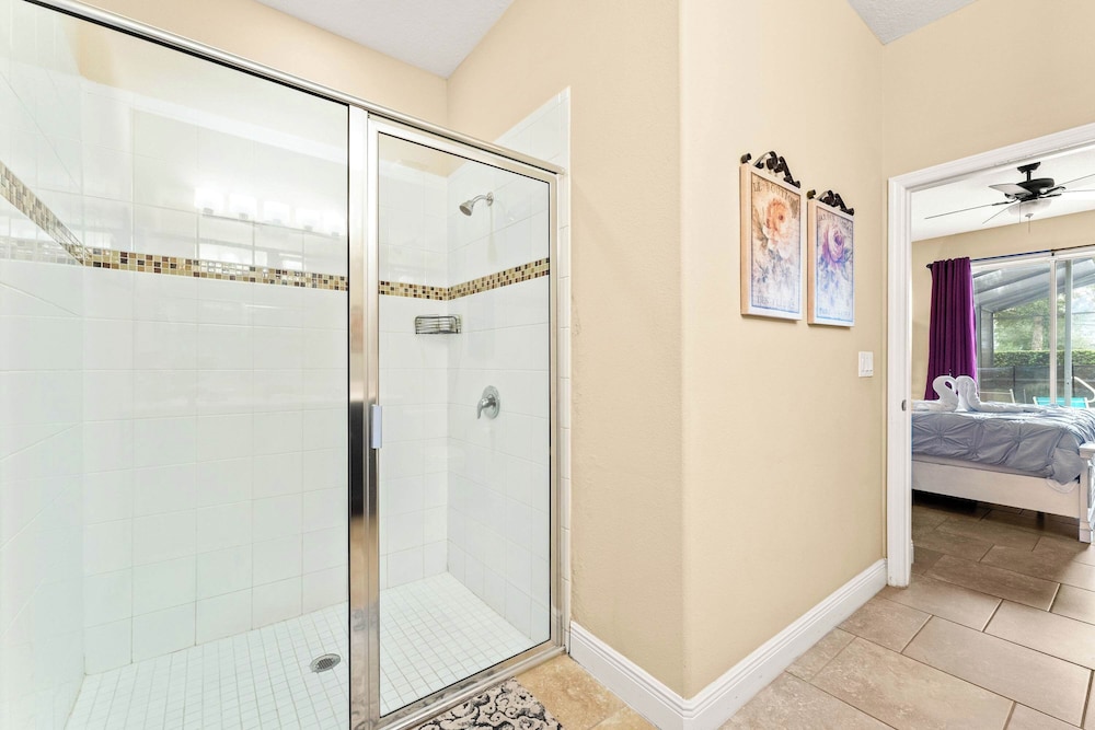 Solterra Bliss - Resort Stay for 13 w/ Pool, Hot Tub & Game Room