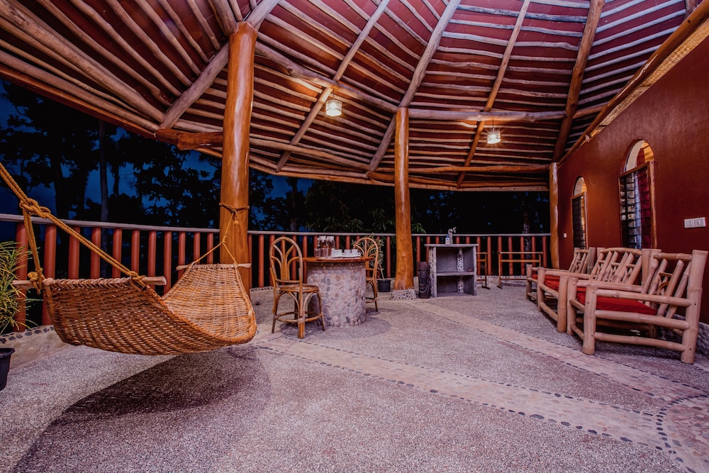 Atremaru Jungle Retreat