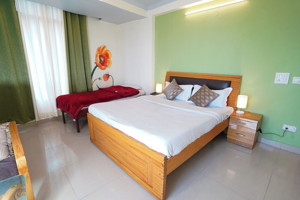 Hotel Sapphire unit of Anand Hospitality