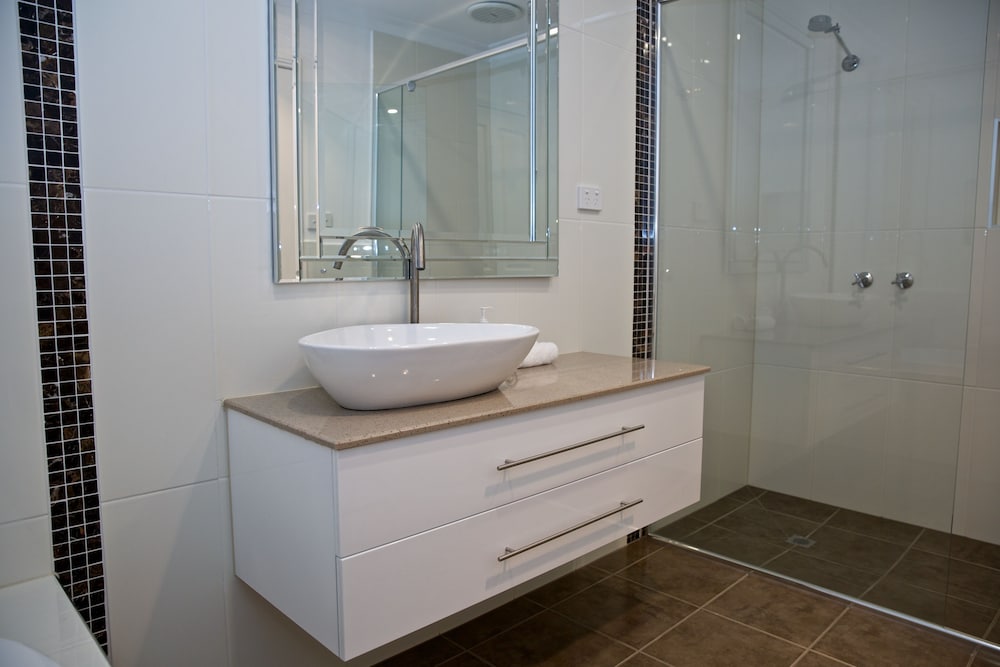 Yarra Glen Racecourse Apartments