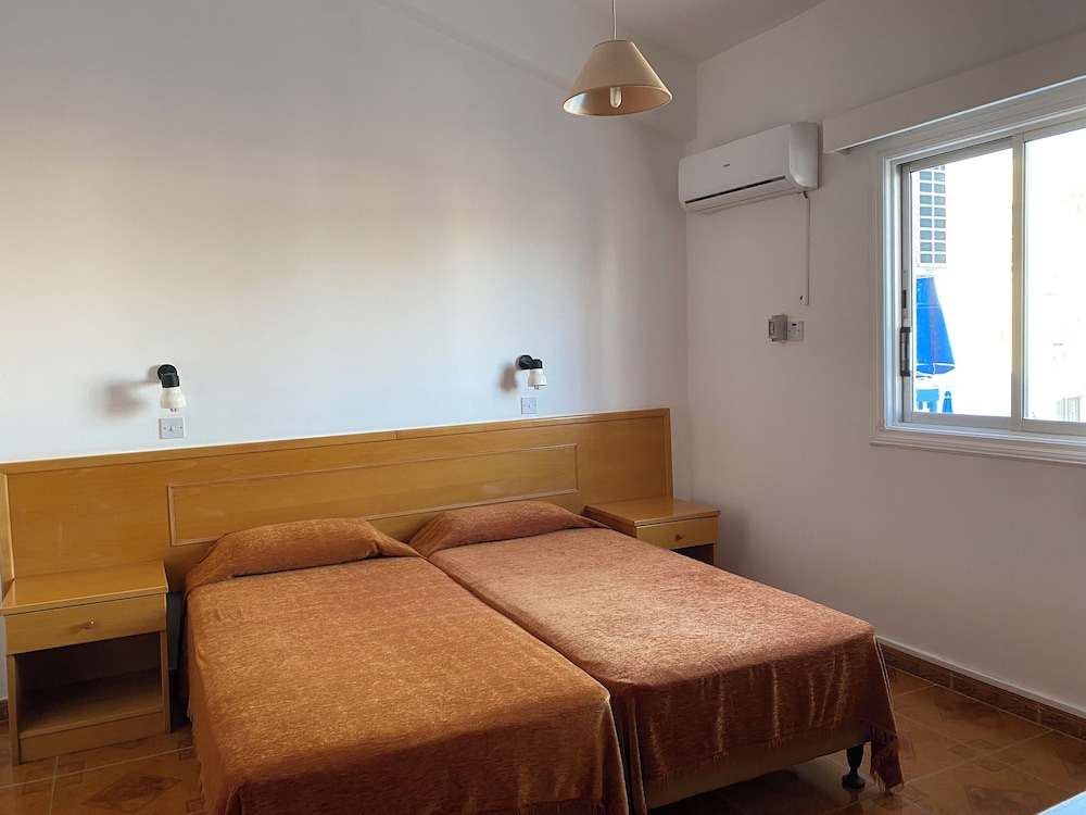 Alexia Hotel Apartments