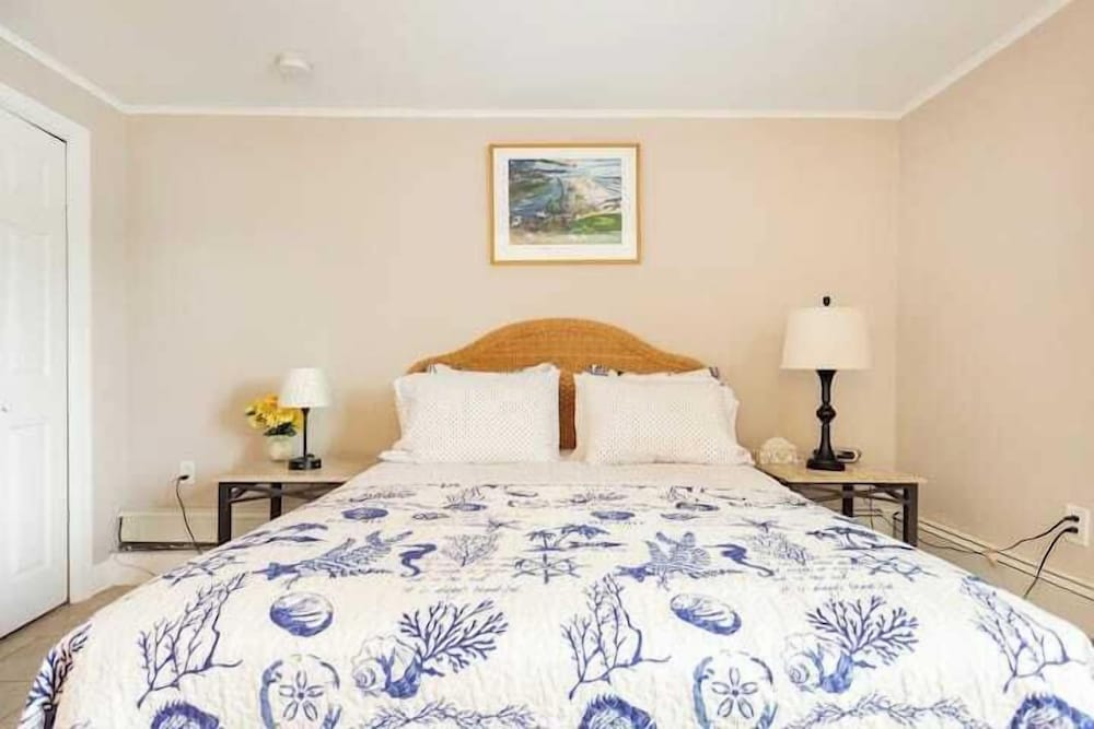 Westhampton Seabreeze Motel