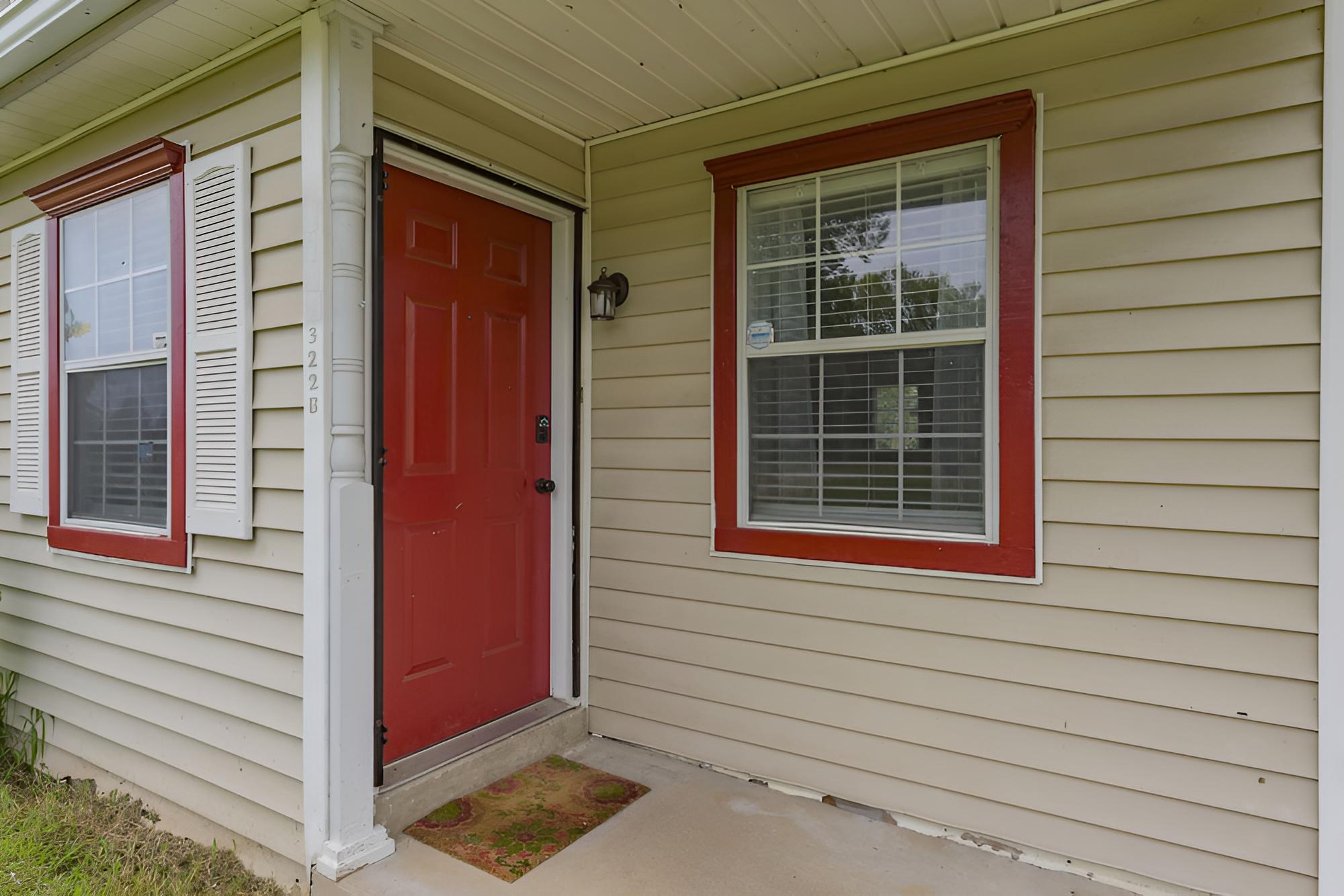 Cozy 2BD Nashville Home Close to Restaurants view 4