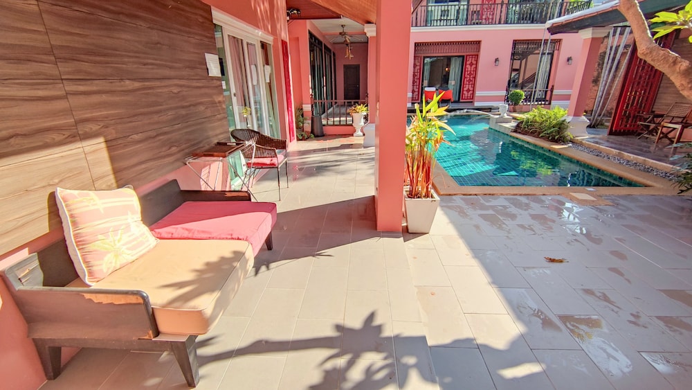 Pratamnak villa