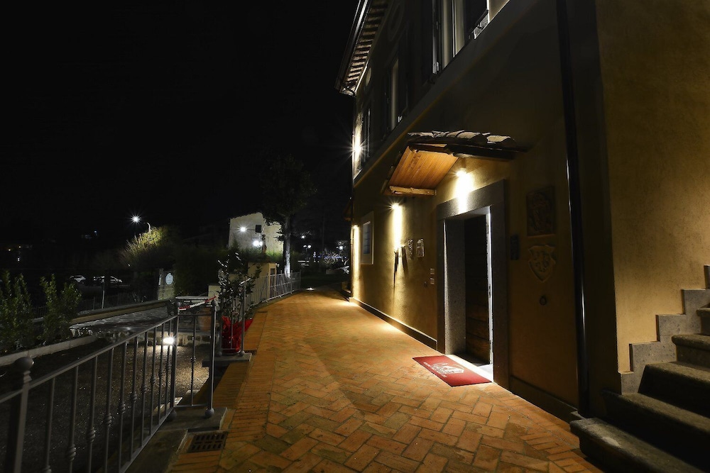 Corte Sospesa Guest House & Spa