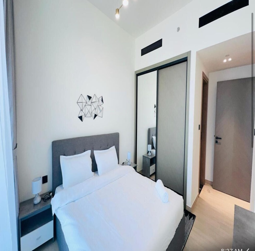 OYO HOME 1408 Standard 1bedroom Apartme