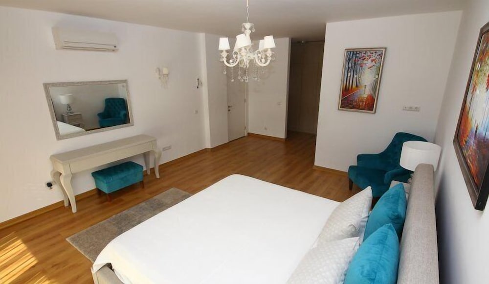 Turgutreis Villa Beaton 5 Bedrooms