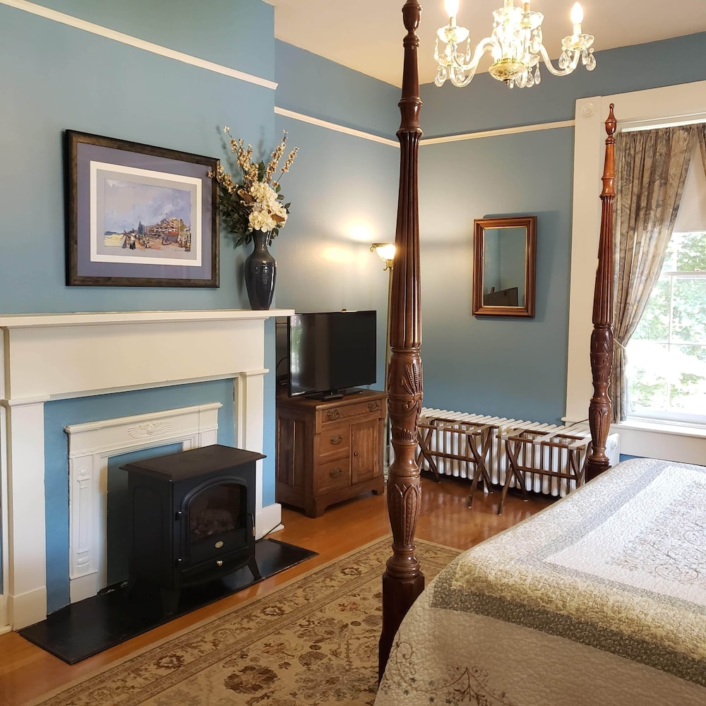 The Carriage Inn B&B view 3