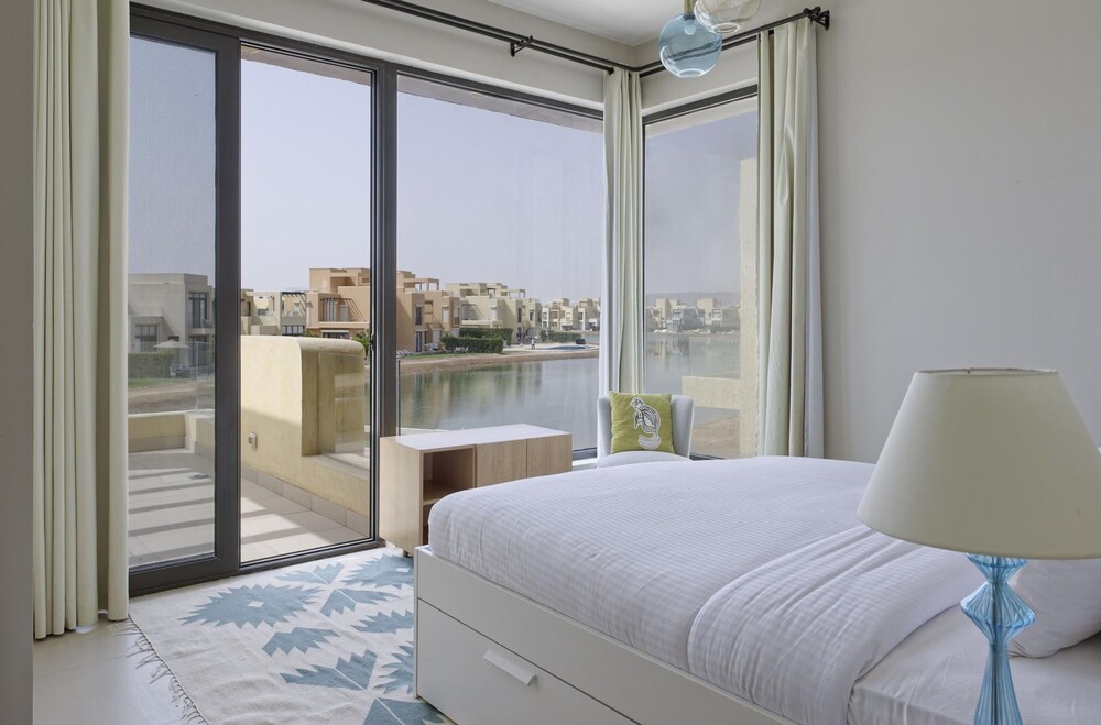 Vesta - Luxury Villa - 4BR - Tawila