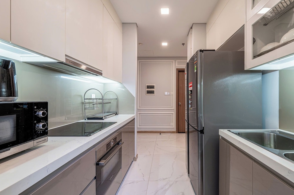 Somi Luxstay Landmark 81
