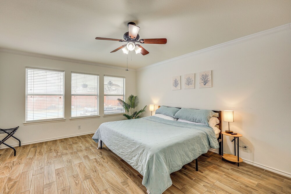 14 Mi to Dtwn San Antonio: Home w/ Pool & Yard