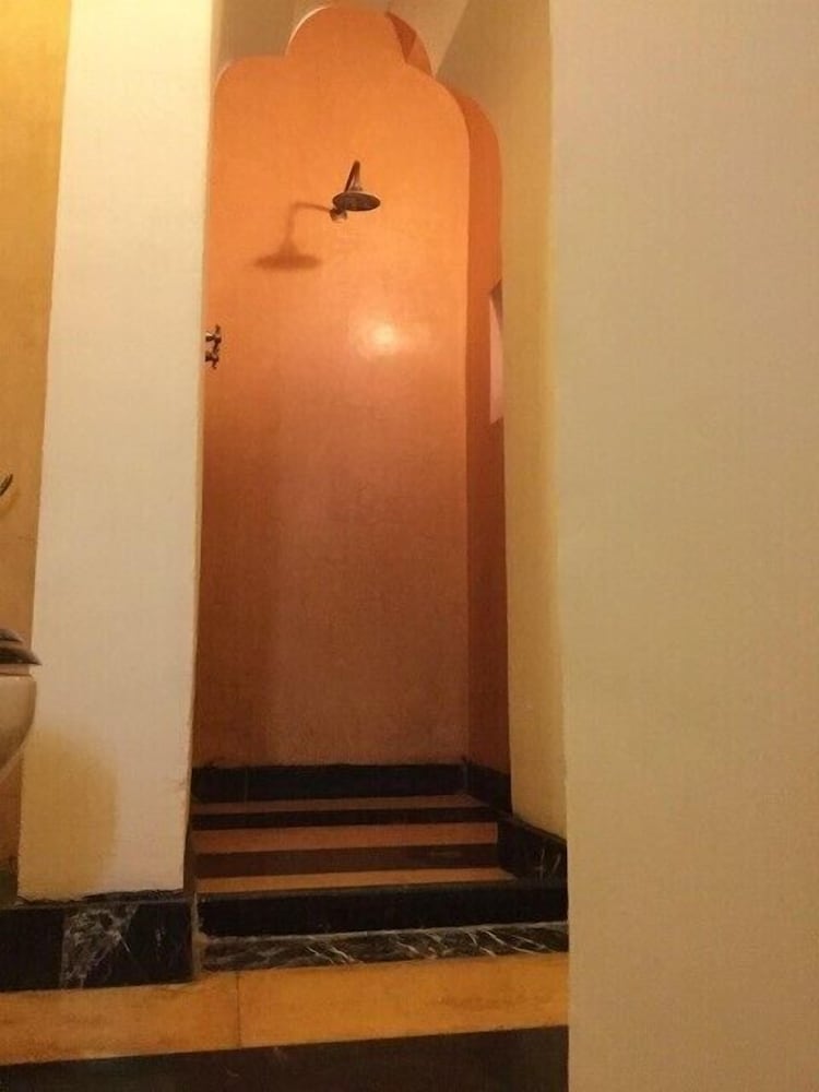 Photo 34
