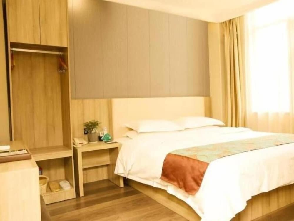 GreenTree Inn JiangSu YanCheng JianHu ShangGang Bus Station Freeway 204 Express Hotel - Property Image 66