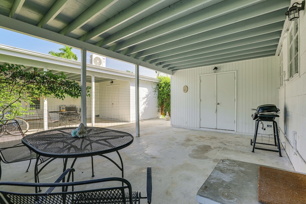 3 Mi to Dtwn Fort Myers: Apt w/ Outdoor Space