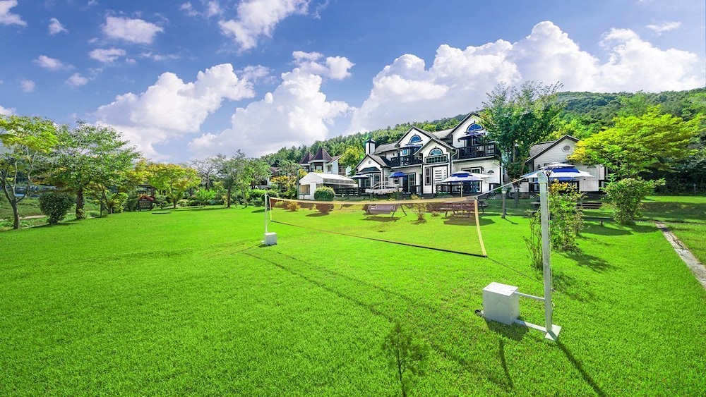 Star Sonata Pension