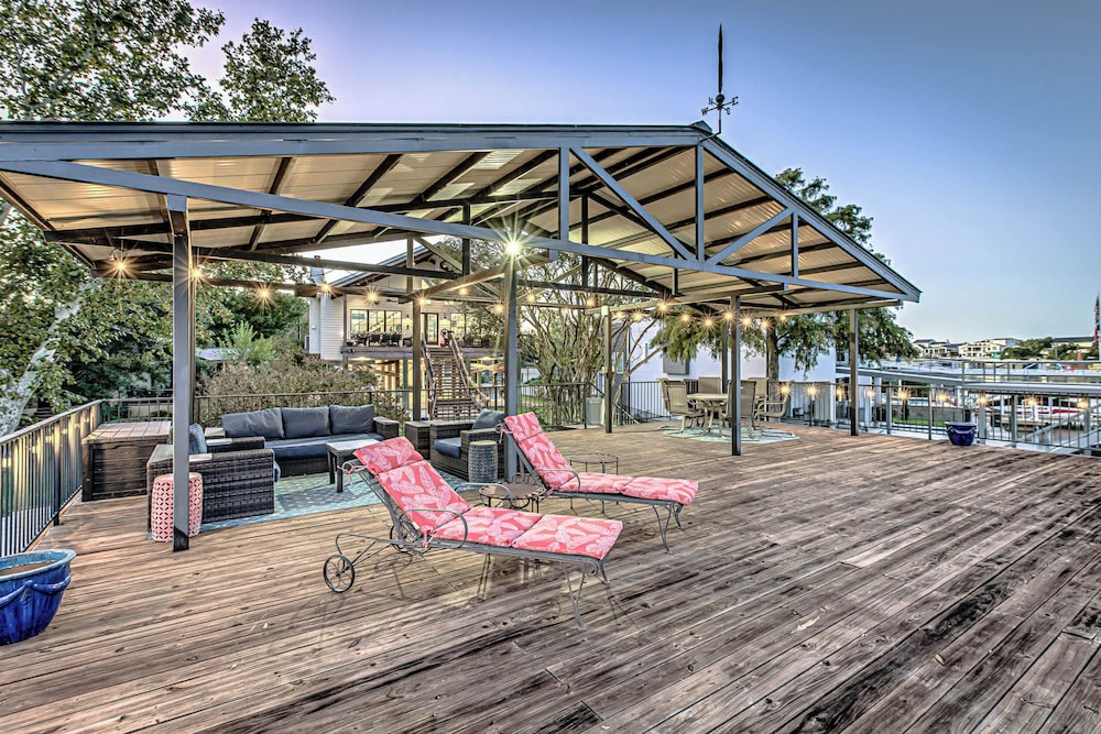 Immaculate Waterfront Home for 16 w/ Private Dock!