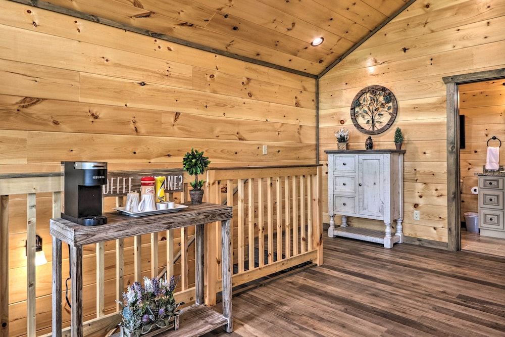Hot Tub, Game Room, Decks: Cabin in Gatlinburg view 5