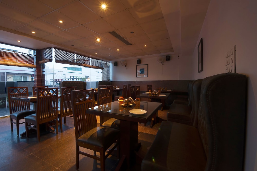 Hotel Aura - Image 3