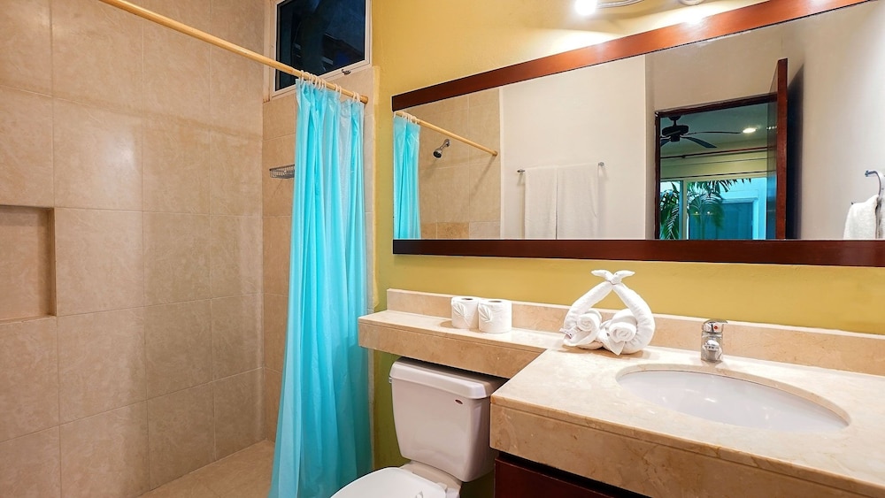 Meridian 107 2 Bedroom Condo by RedAwning view 3