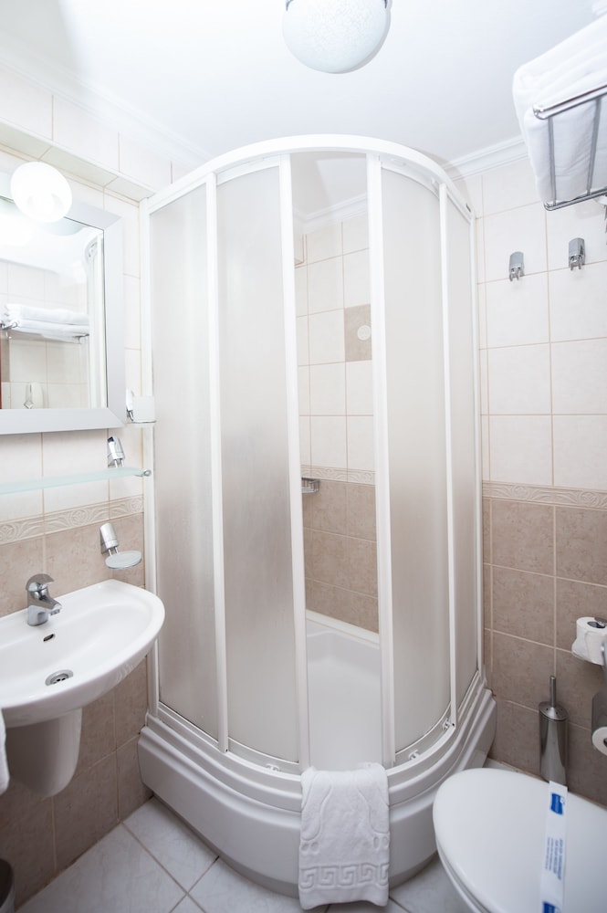 Centrum İstanbul Oteli - Image 25