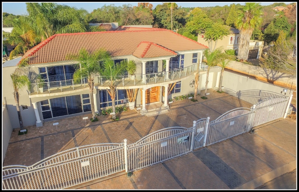 Cocomo Guesthouse, Spa and Conference Centre