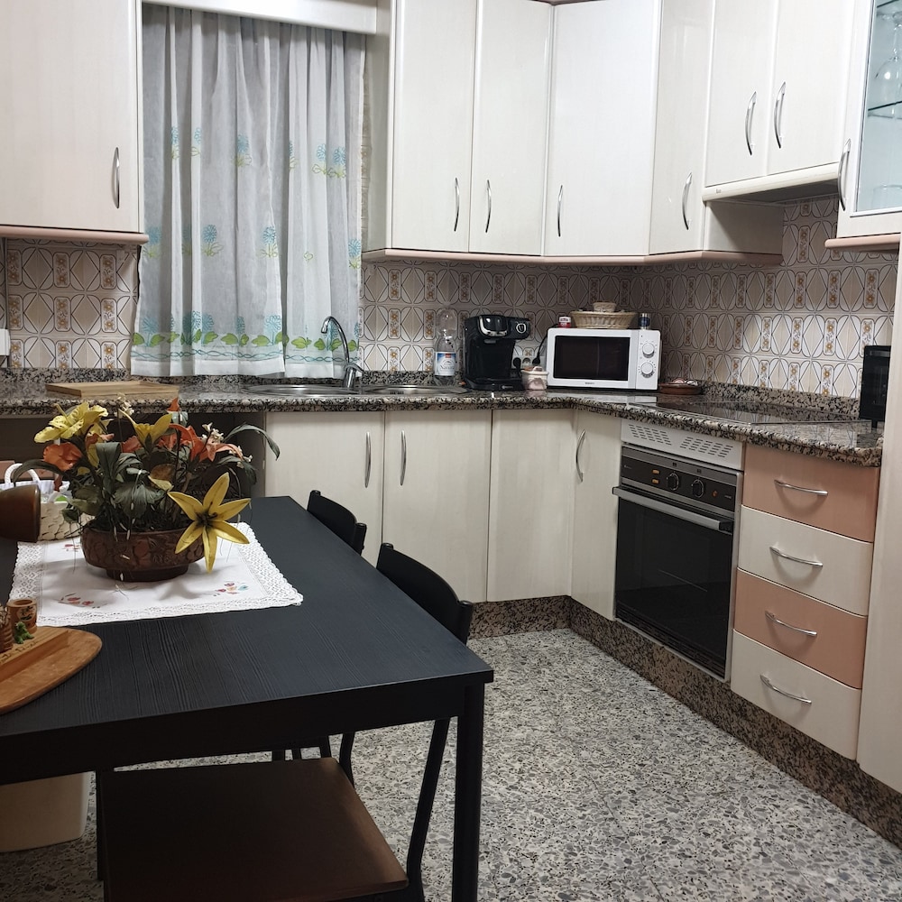 Room-village House Laverdura
