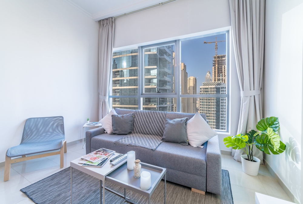 Dream Inn Dubai Bay Central