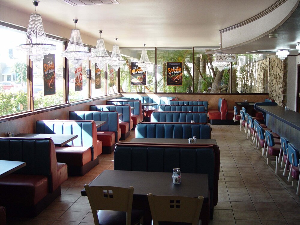 Hiltip Hotel