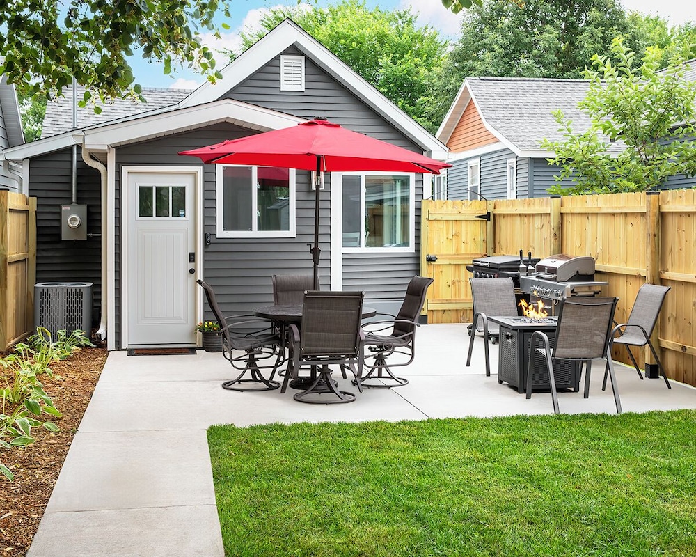 Big River Escape Parkside Bungalow