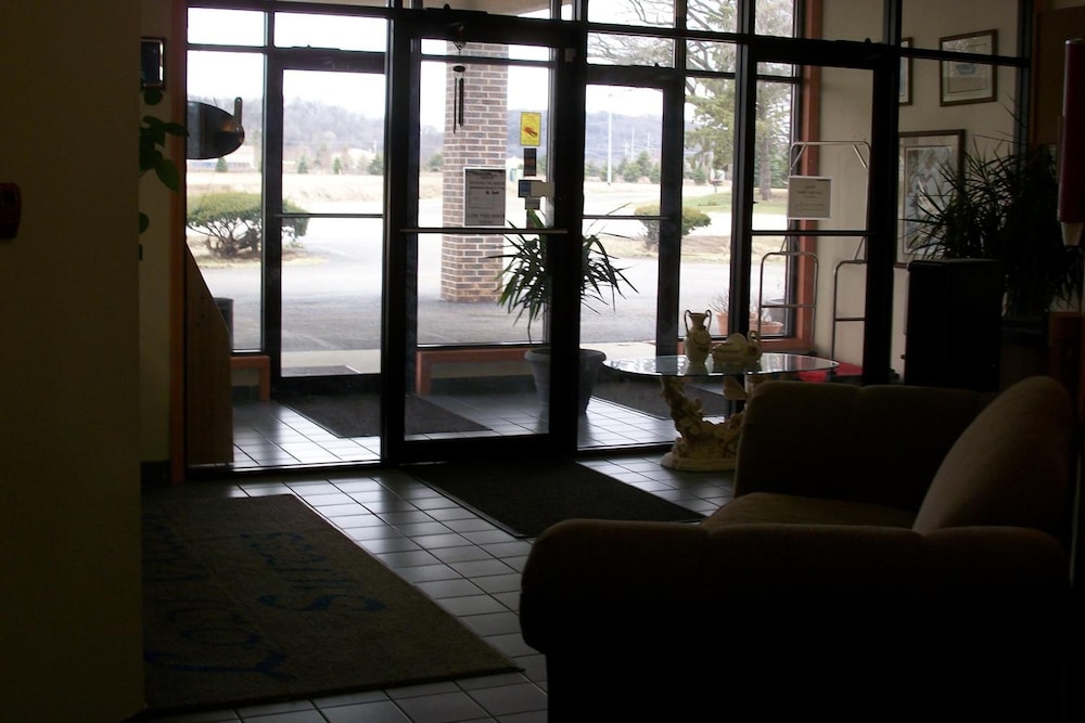 Lodi Valley Suites view 3