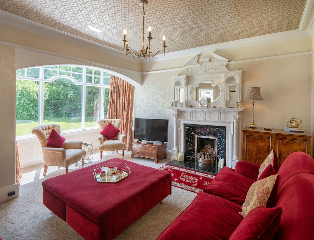 Green End House view 2