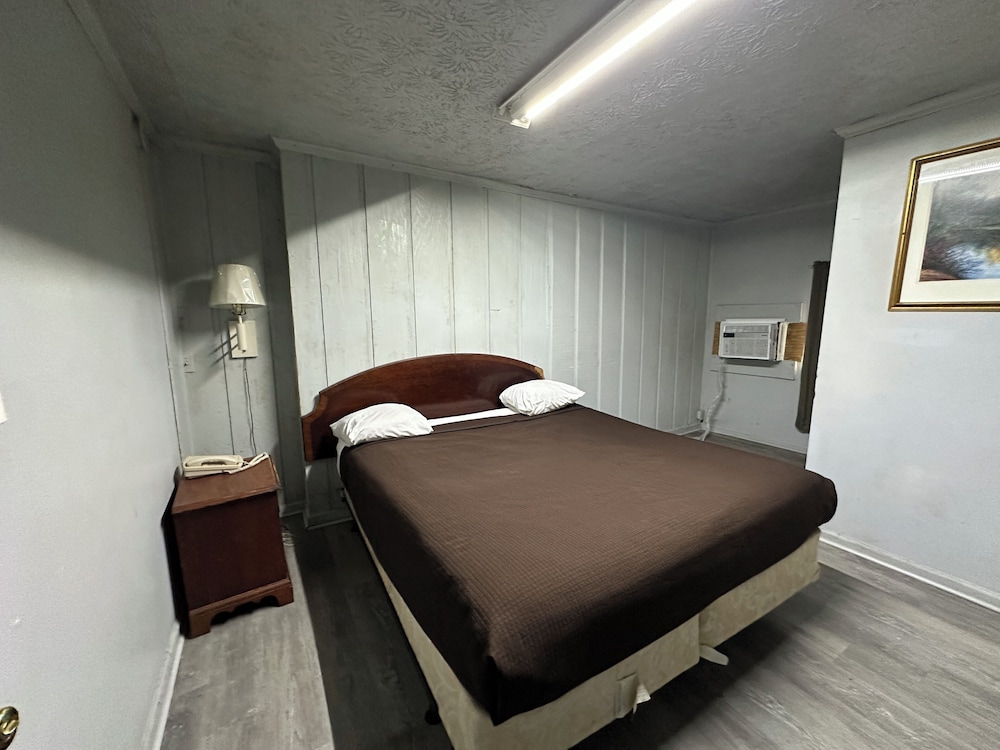 Colony Inn By OYO Columbus US-280