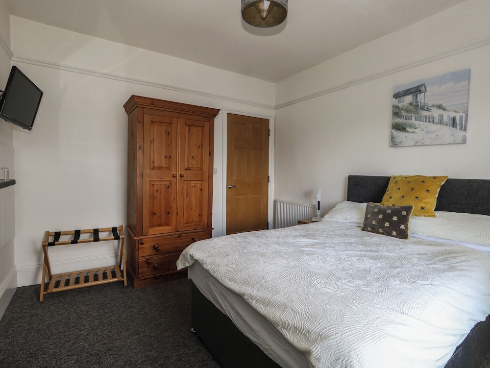 Flat 4 - Hengistdury