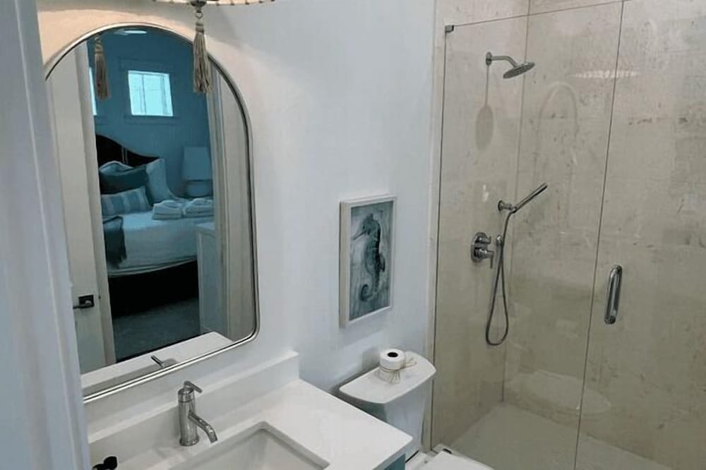 Sunset Pointe 30A by Avantstay Gulf Views, Carriage, Pool