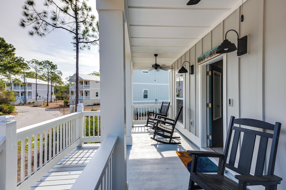 Family Beach Getaway in St Teresa: Bike to Ocean!
