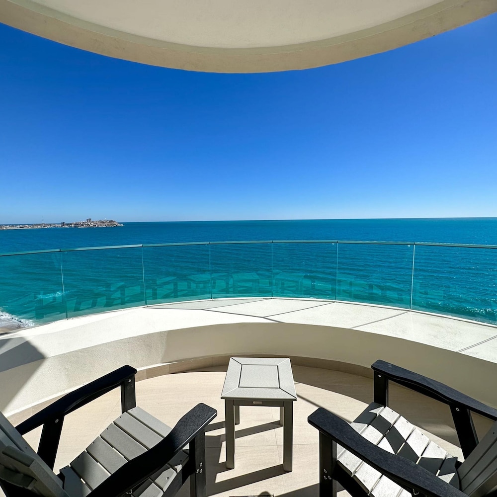 Brand New 6 Bedroom Penthouse