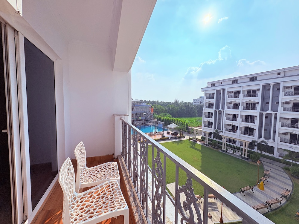 Hotel Jairam Way Bay