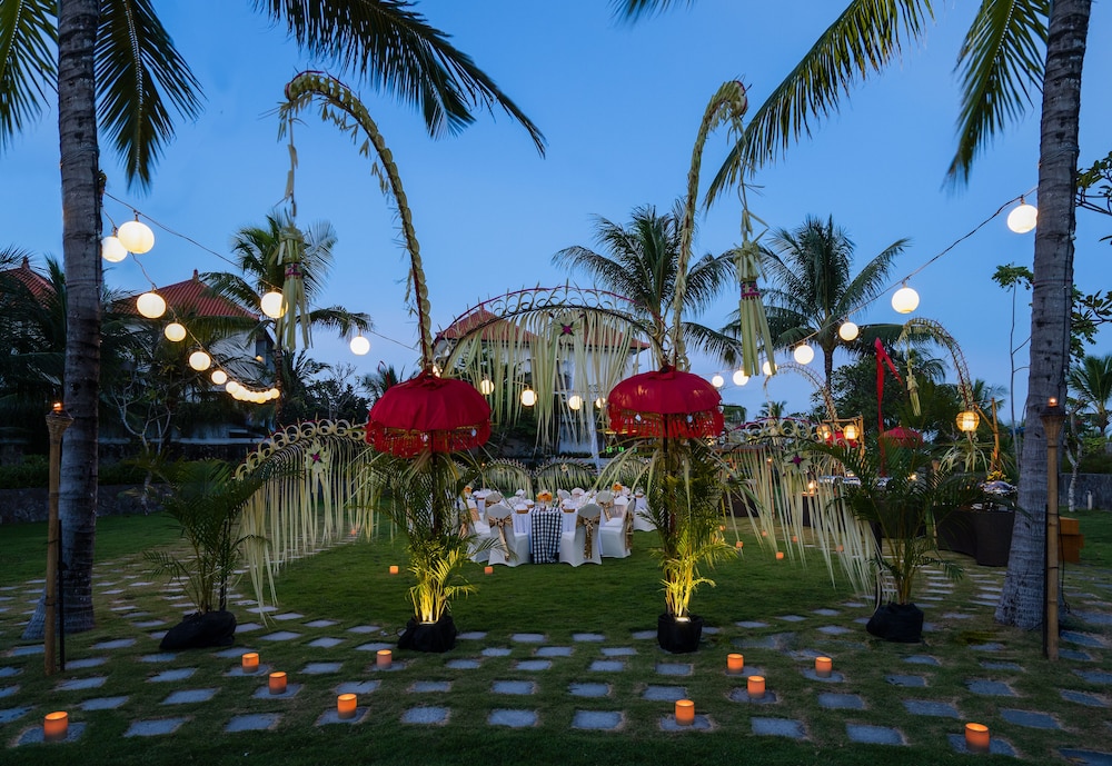 MERUSAKA Nusa Dua