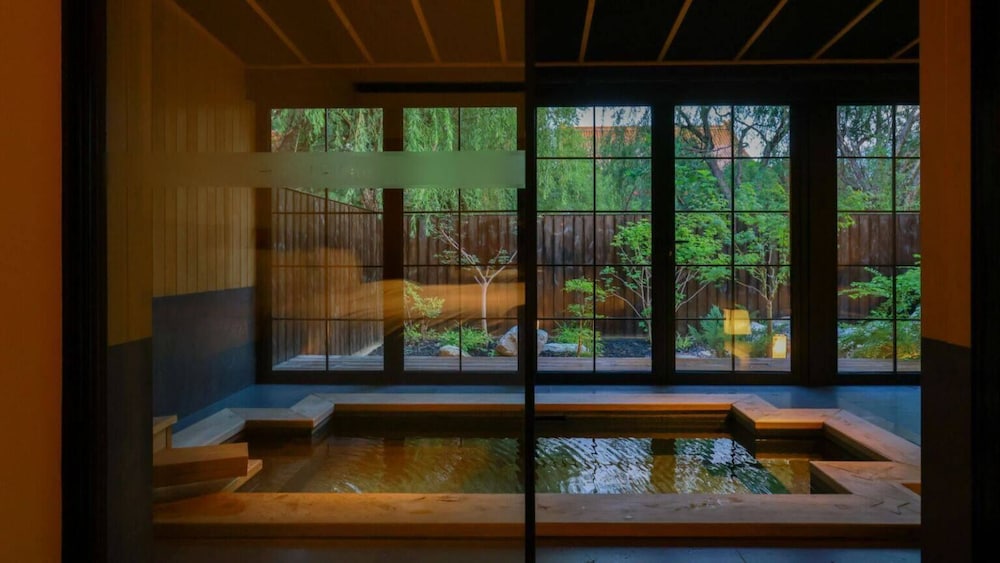 Beijing Aqua City YiPiao Hot Spring Resort