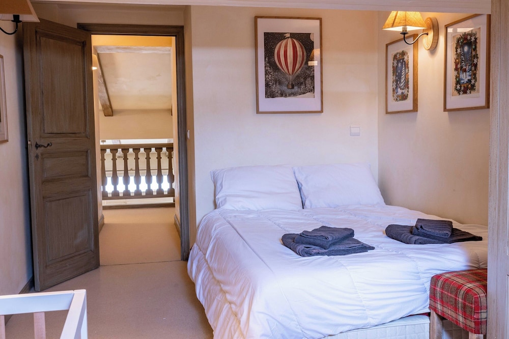 Apt Elegant With Balcony 9p/4br - Megeve Center