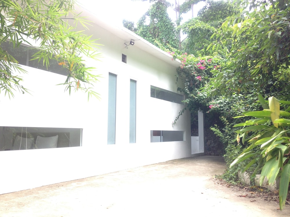 Villa Ana