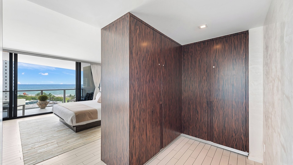 Luxury Vacation Rentals in South Beach by LRMB